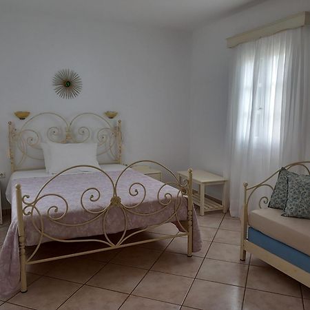 Elpidas Studios Agia Anna  外观 照片